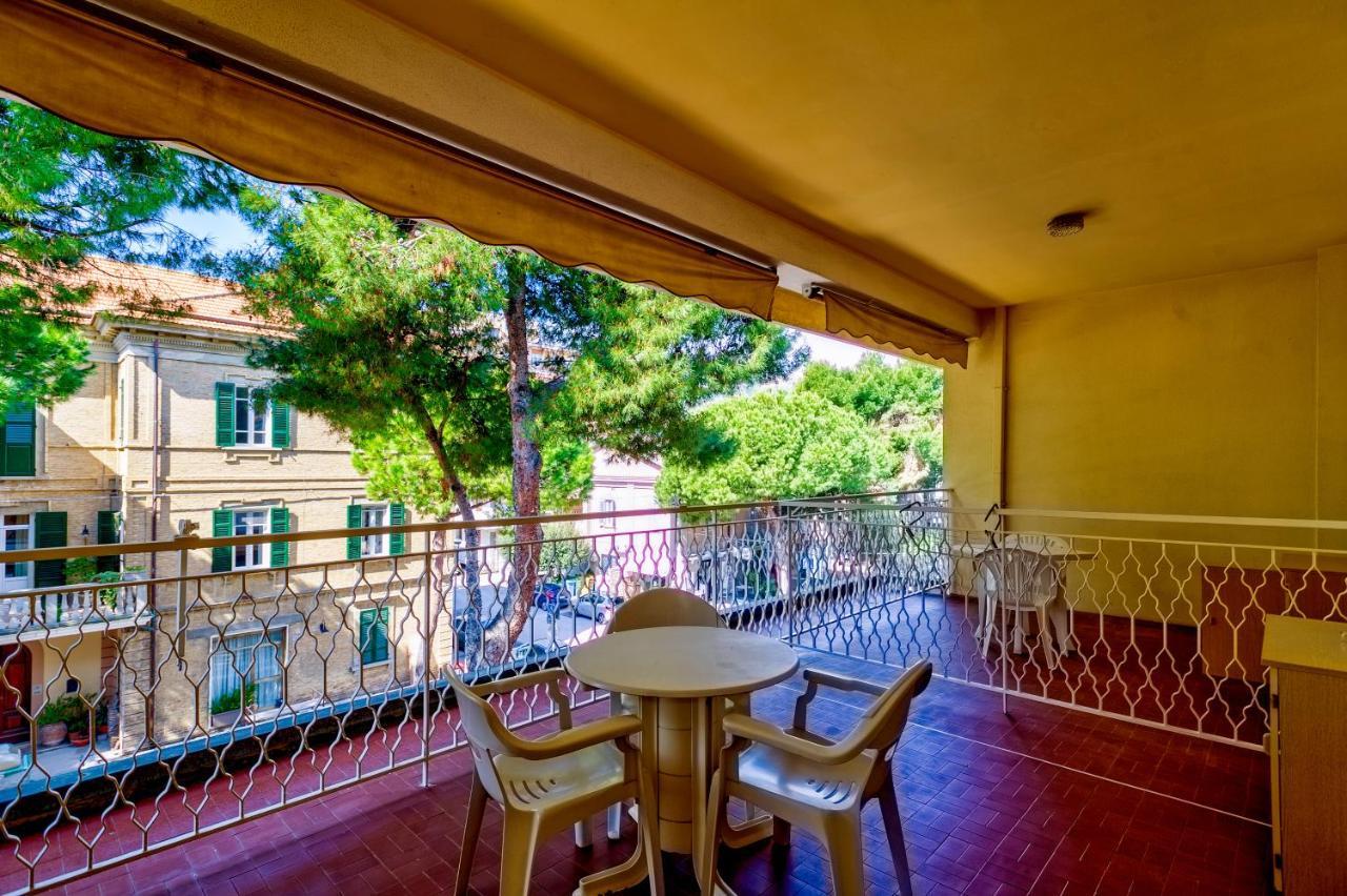 Hotel Miramare - Сильви-Марина Экстерьер фото