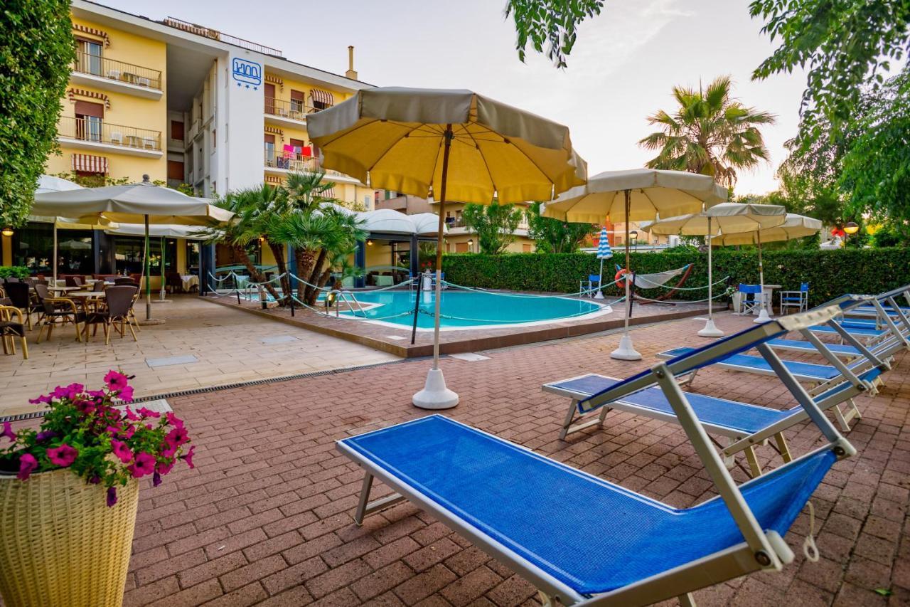 Hotel Miramare - Сильви-Марина Экстерьер фото